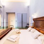 Palazzo Insula 3*