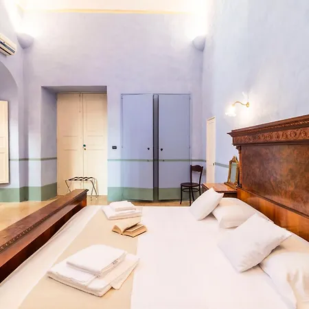 Palazzo Insula 3*