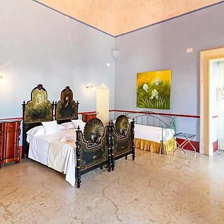 Bed & Breakfast Palazzo Insula 3*