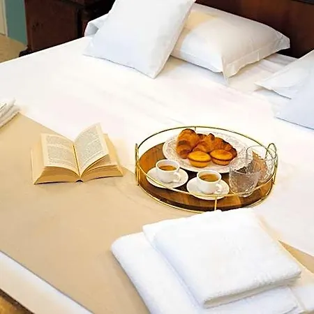 Palazzo Insula Couette-café 3*